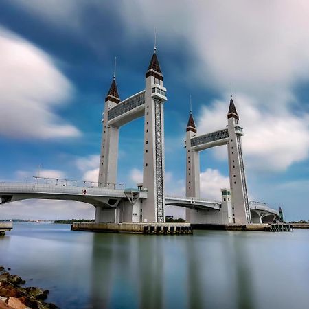 TY Hotel Kuala Terengganu Buitenkant foto