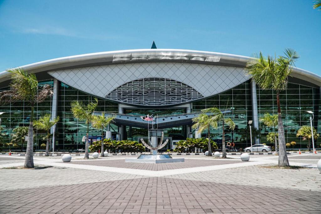 TY Hotel Kuala Terengganu Buitenkant foto